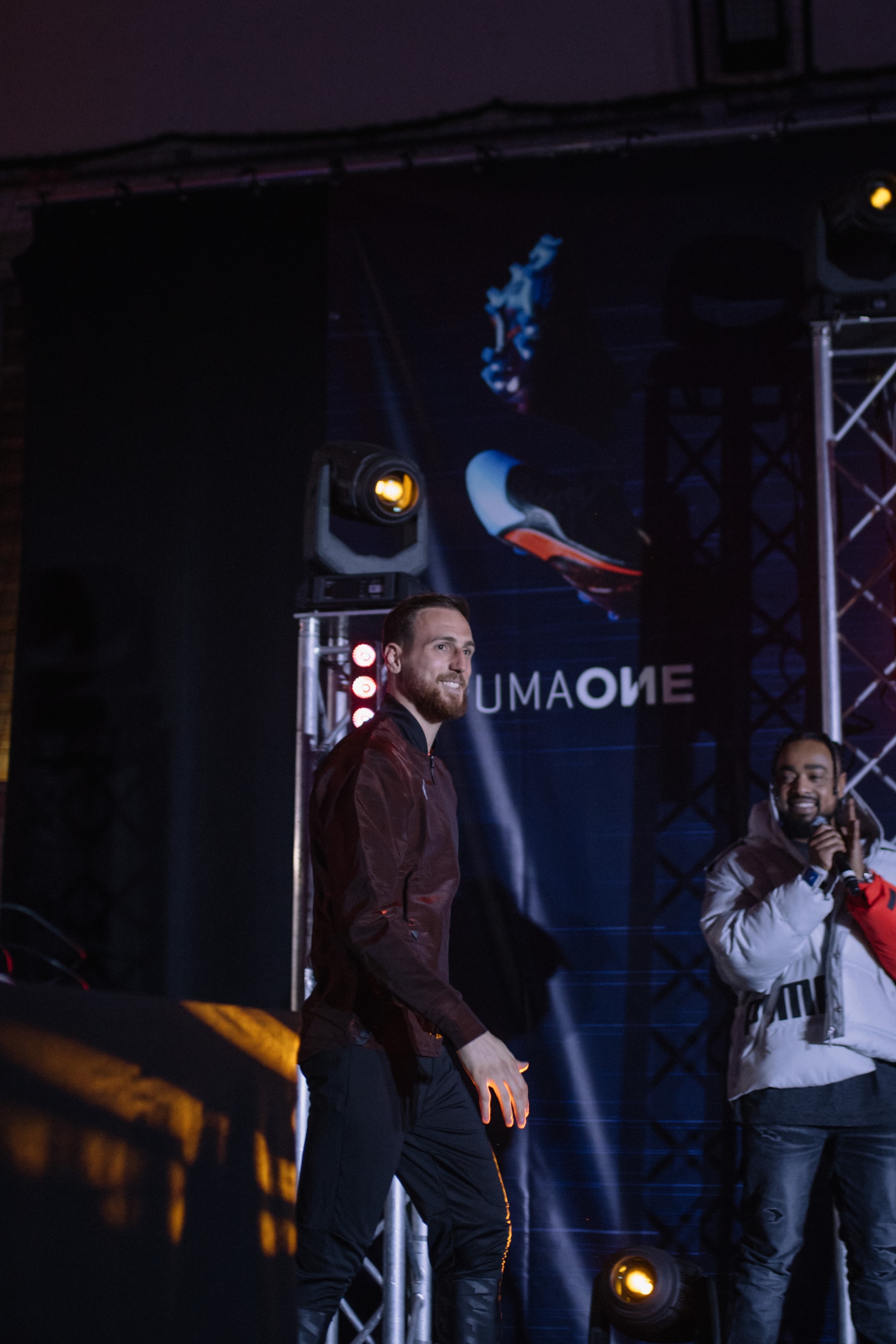 Alonzo Ouvre Le Plus Grand Five De Marseille Et L'Inaugure Avec Griezmann, Balotelli Et Saint-Maximin