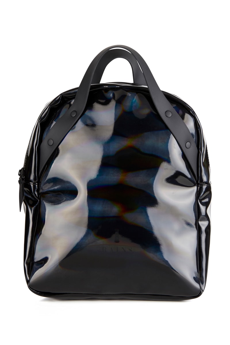 RAINS Dévoile Une Collection Capsule Aux Accents Irisés