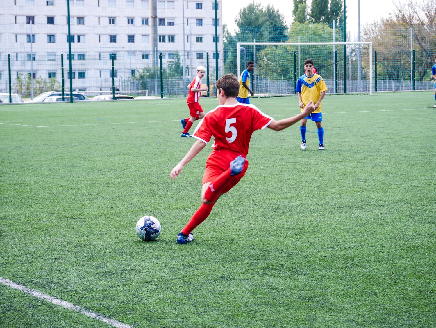 Photos - Une Matinée Au Coeur Du Football Amateur Marseillais Avec Le S.O Caillols