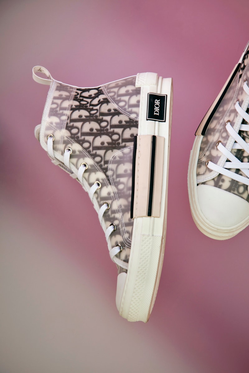 Photos De La Collection "Oblique" De Dior Par Kim Jones