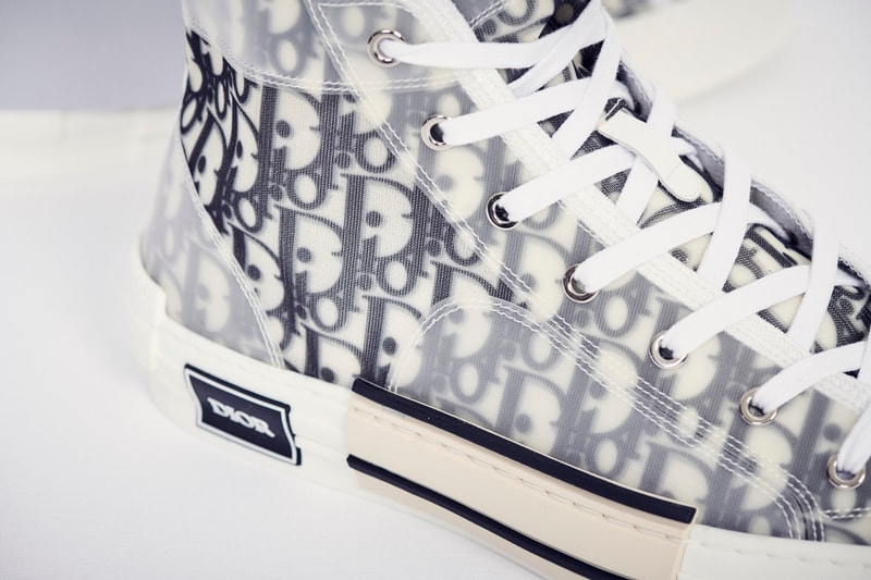 Photos De La Collection "Oblique" De Dior Par Kim Jones