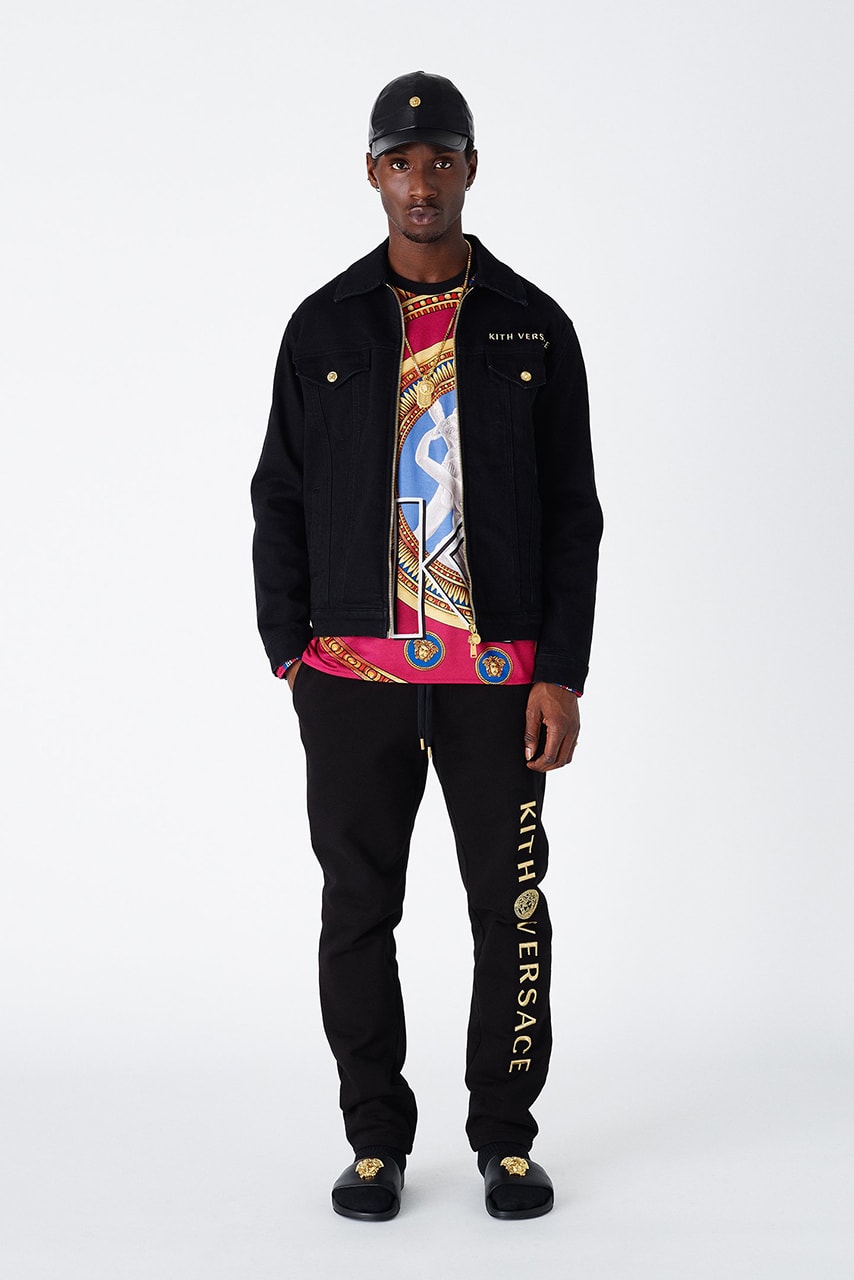 Photo KITH x Versace