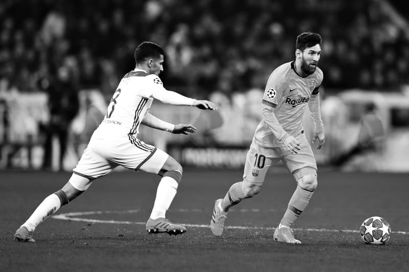 L'Impuissance De Suarez, La Remontada... Les Meilleures Réactions Twitter De OL - Barça