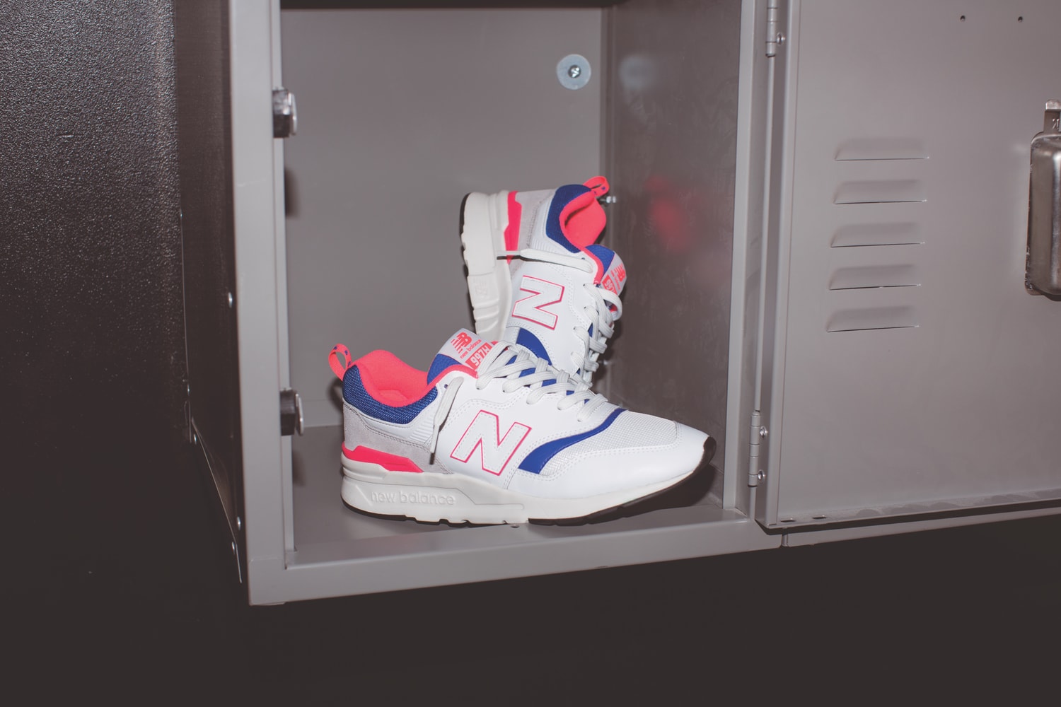 New Balance Puise Dans Ses Archives Et Réinterprète Une De Ses Sneakers Mythiques