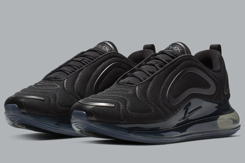 La Nike Air Max 720 "Triple Black" Se Dévoile Avec Des Images Officielles