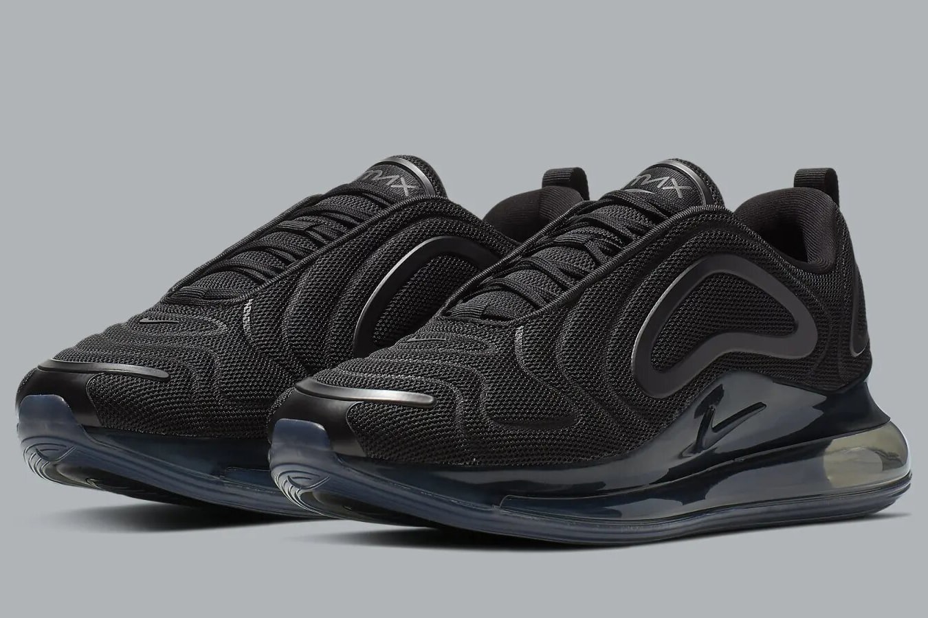 Nike Air Max 720 Triple Black Photos