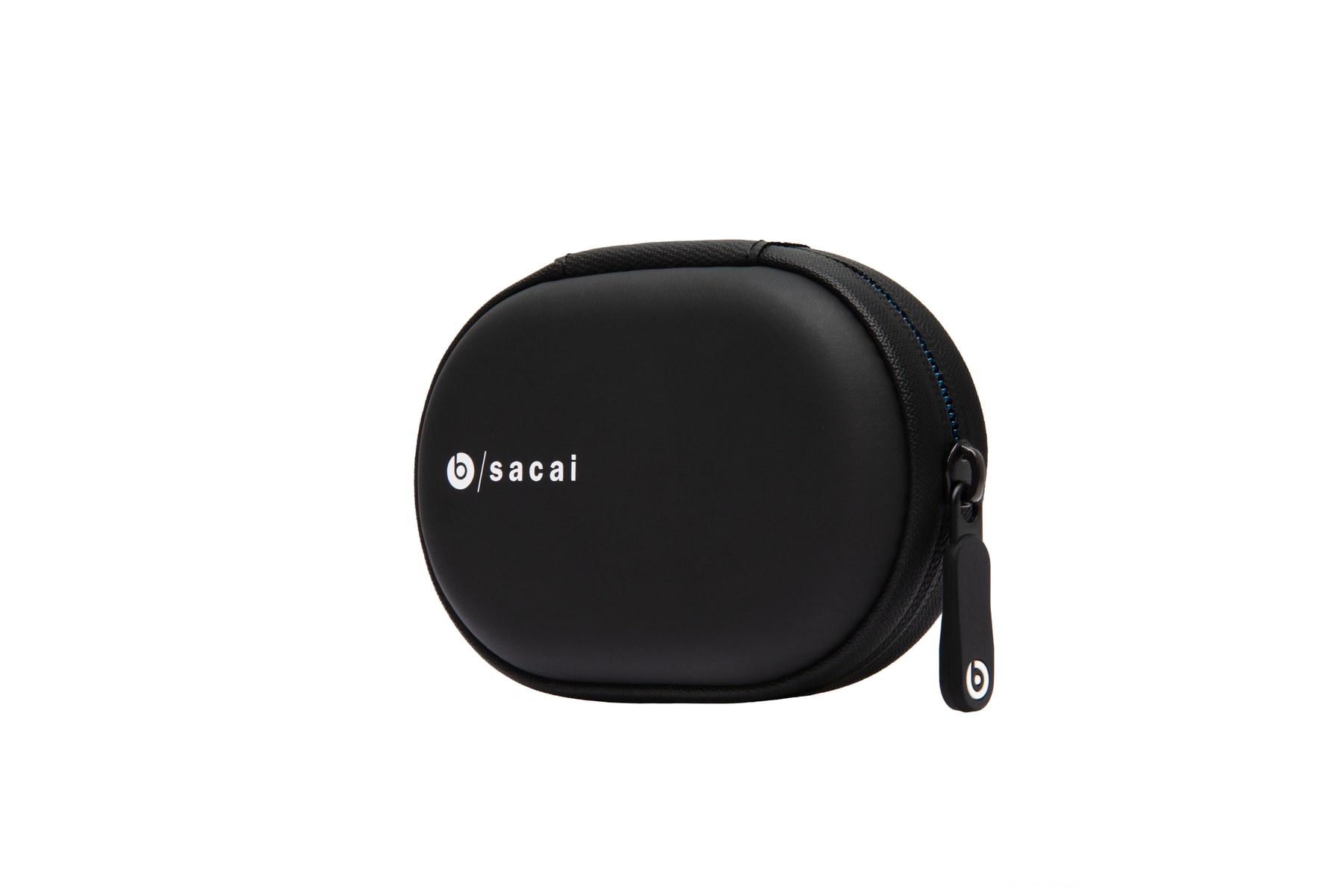 Exclusif : Les Images De La Collab Beats by Dre x sacai