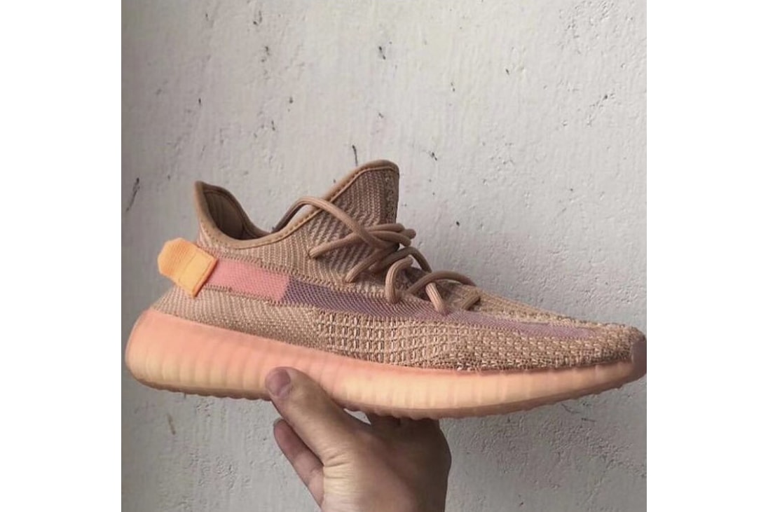YEEZY BOOST 350 V2 Clay photos
