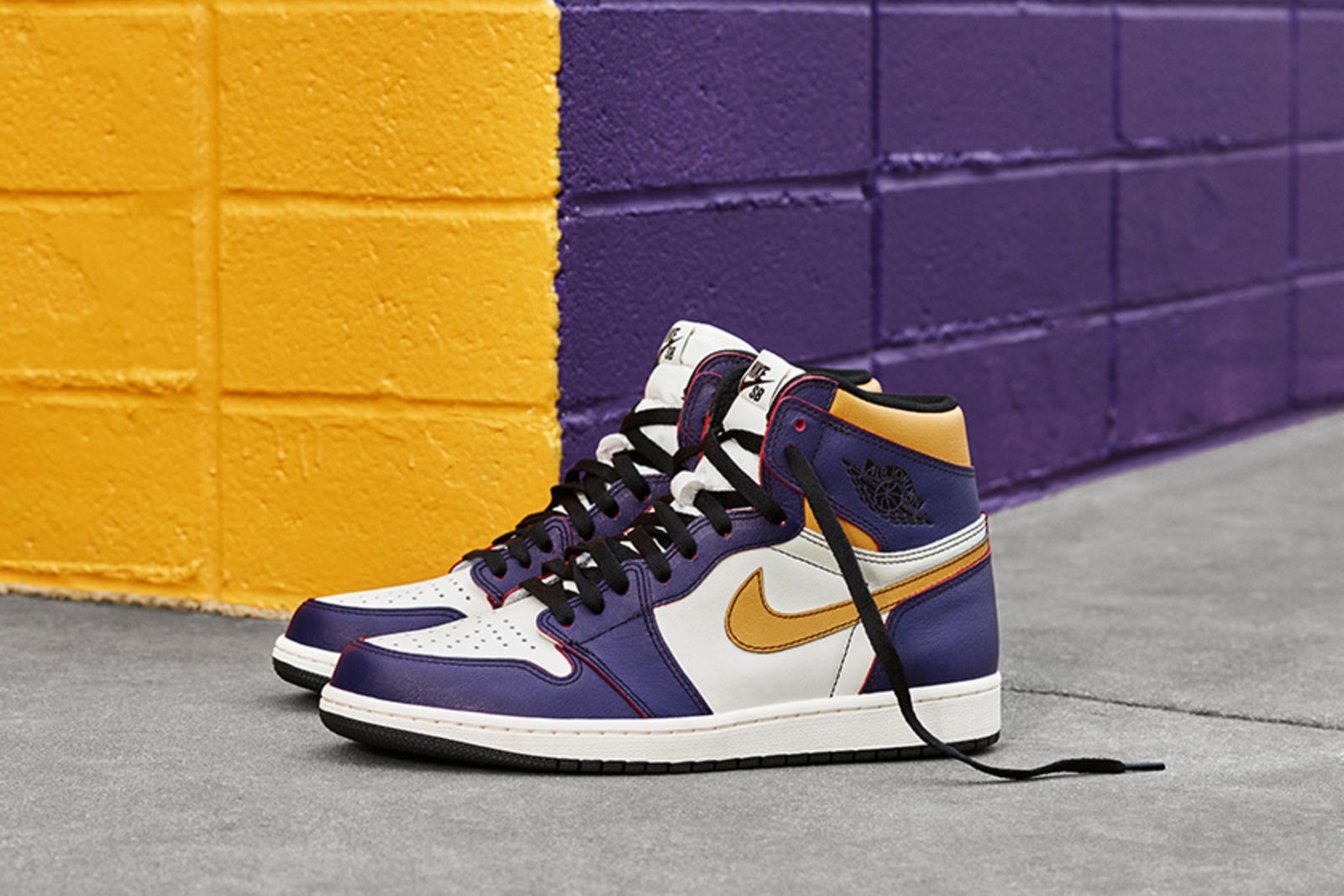Air Jordan 1 Nike SB Photos Sortie