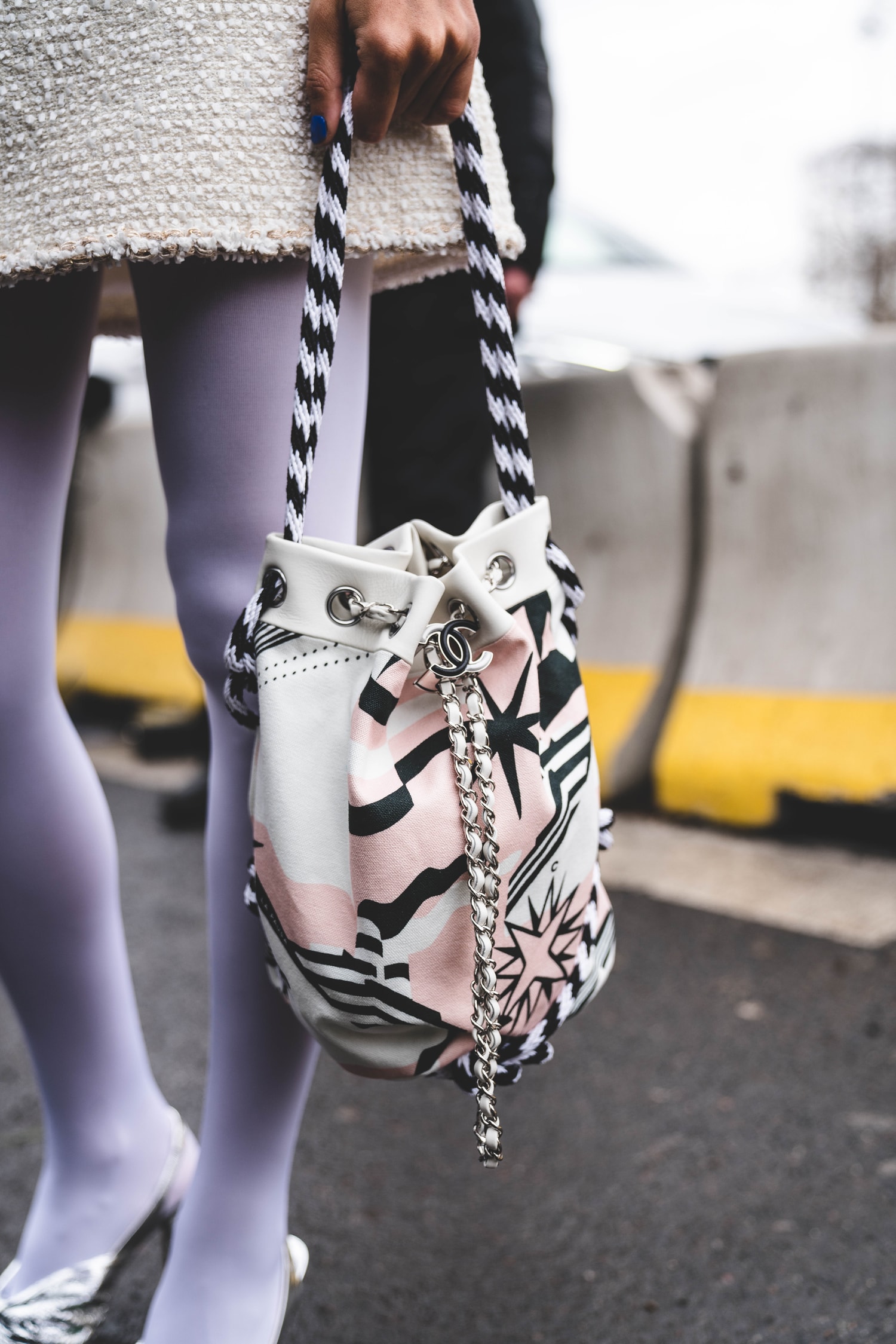 Les Streetstyles Du Défilé Chanel À Paris