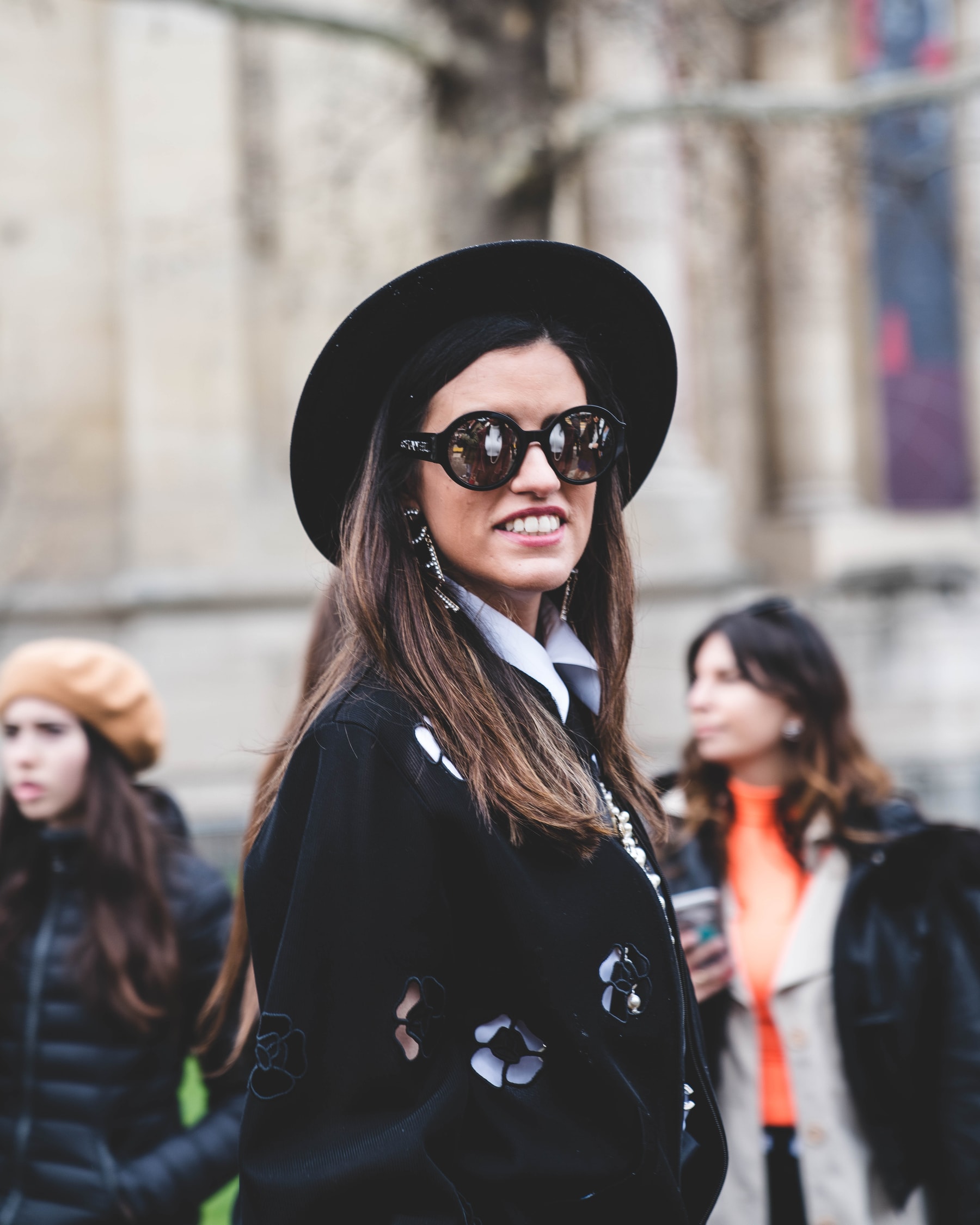 Les Streetstyles Du Défilé Chanel À Paris