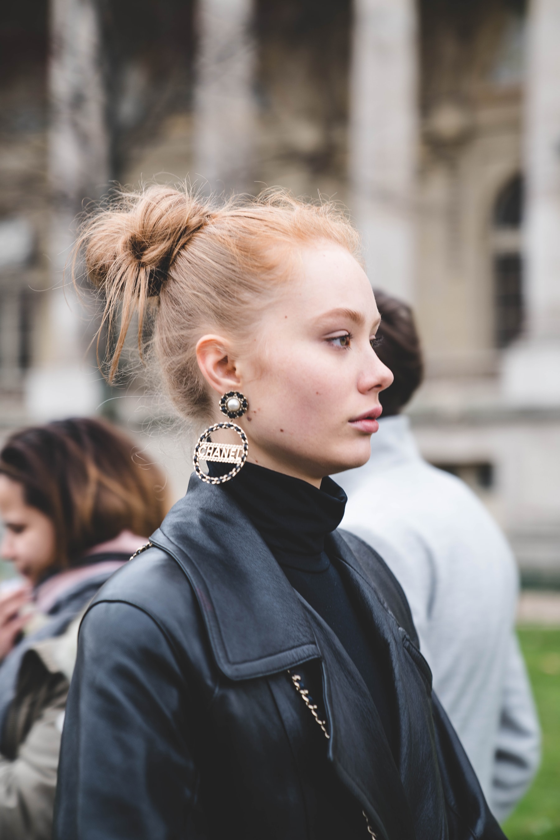 Les Streetstyles Du Défilé Chanel À Paris
