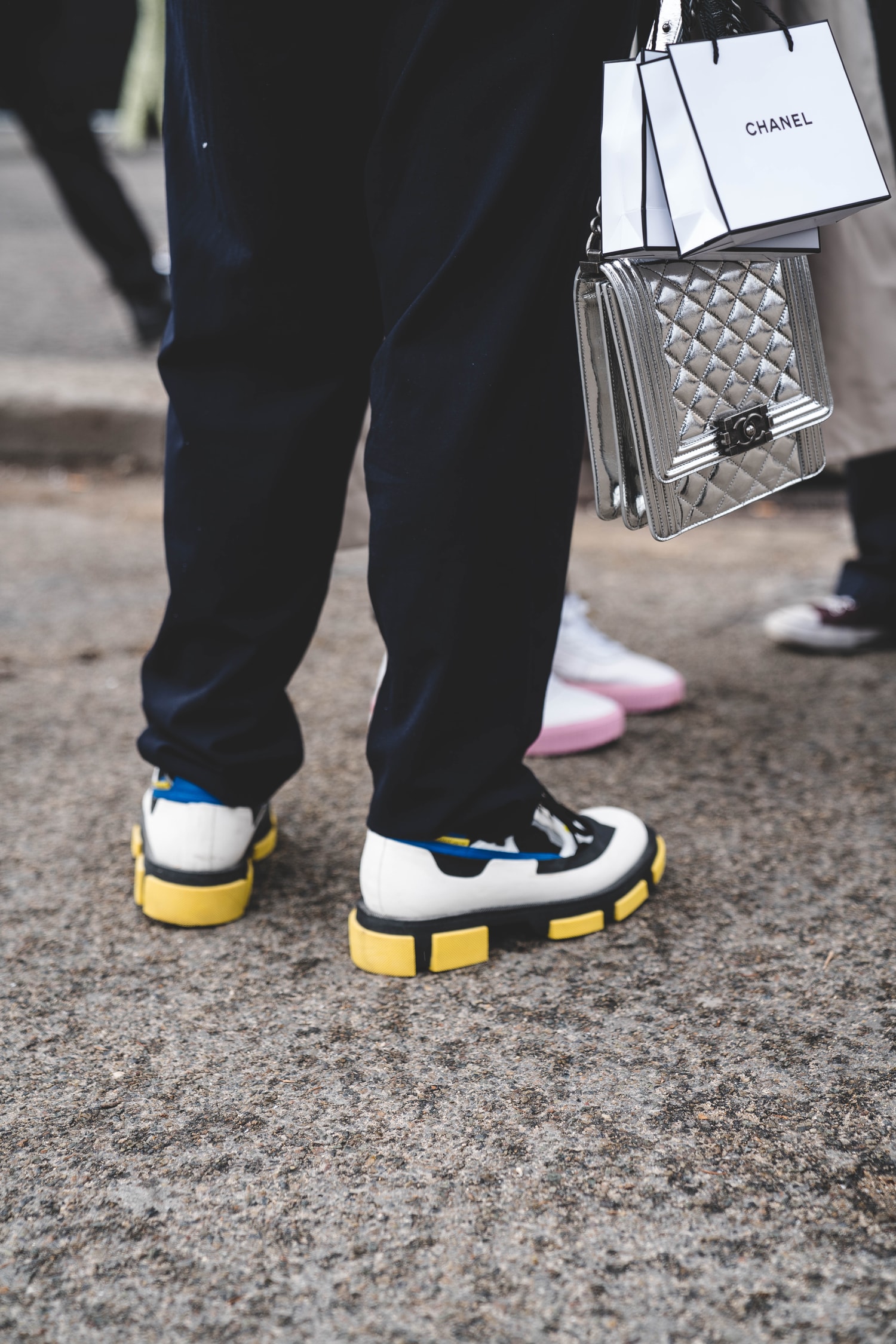 Les Streetstyles Du Défilé Chanel À Paris