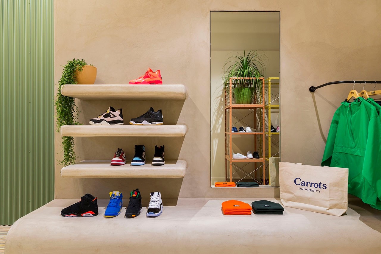 Rentrez dans la boutique Sneakernstuff de Los Angeles