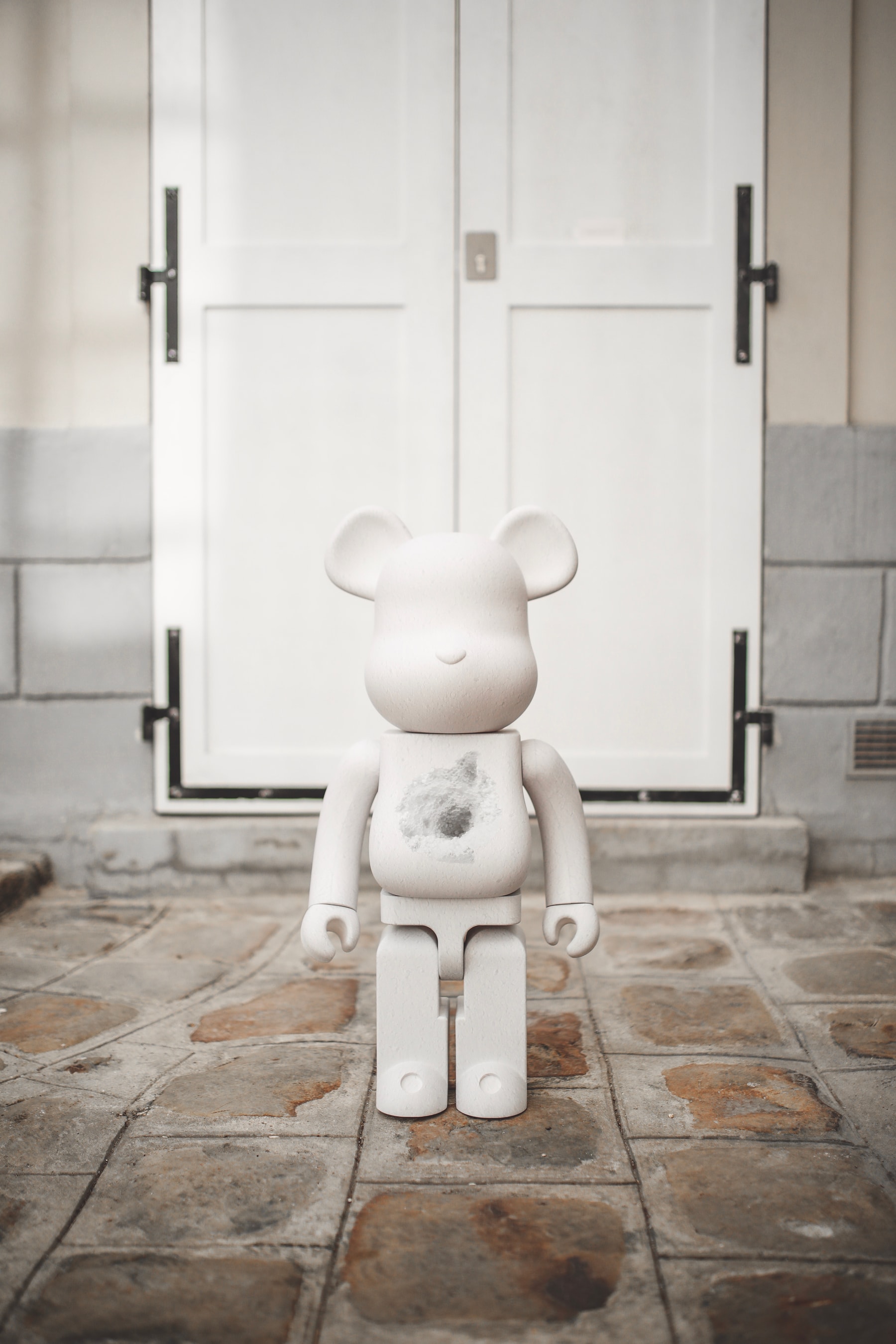 Voici où et quand acheter le bearbrick imaginé par Blackrainbow et Snarkitecture