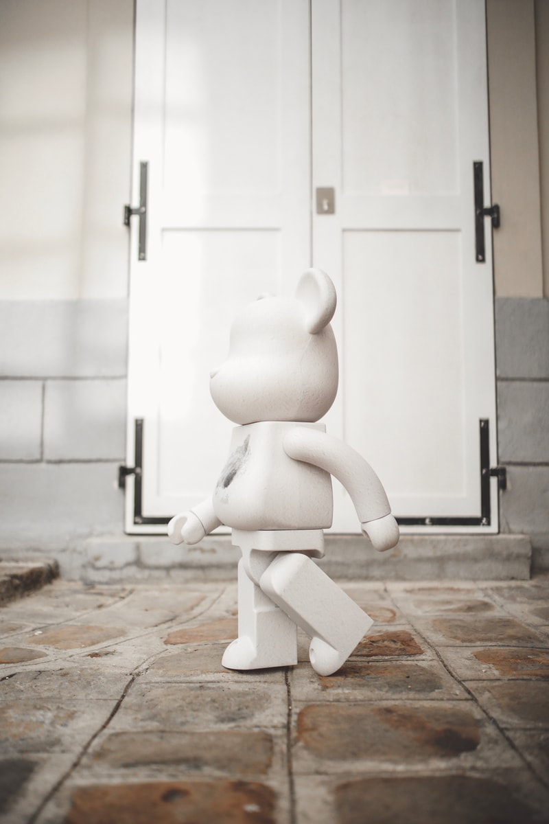 Voici où et quand acheter le bearbrick imaginé par Blackrainbow et Snarkitecture