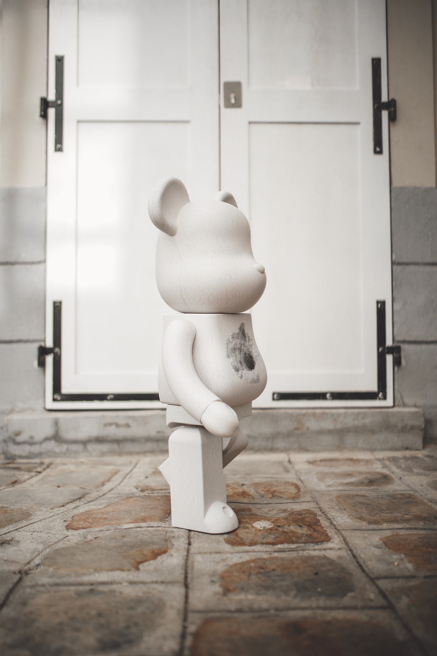Voici où et quand acheter le bearbrick imaginé par Blackrainbow et Snarkitecture