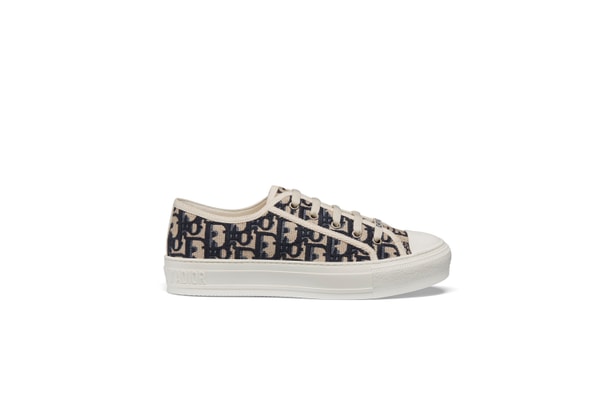Dior lance son service de personnalisation sur ses sneakers Dior Oblique