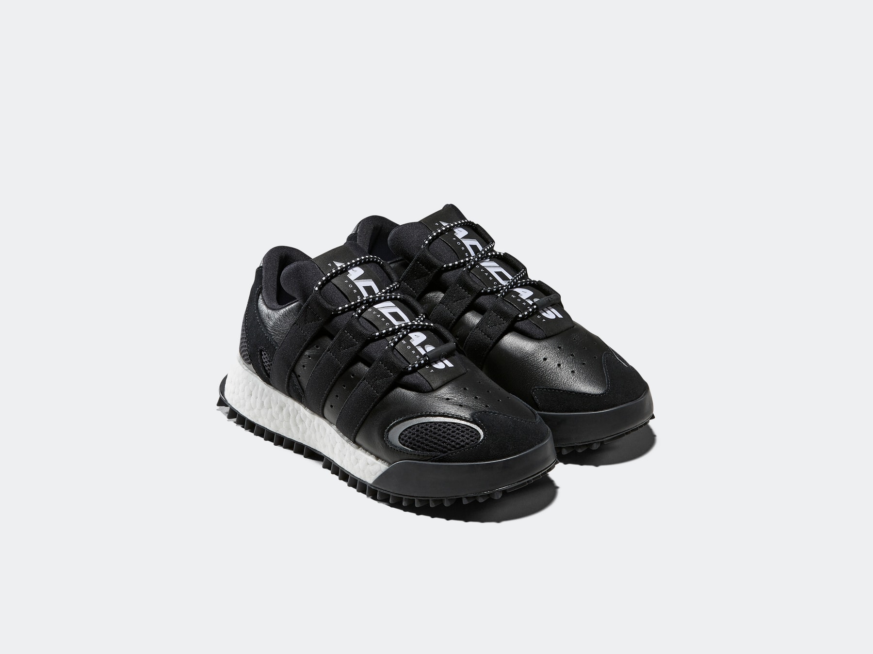 adidas et Alexander Wang dévoilent une collection avec des pièces unisexes et de nouvelles sneakers