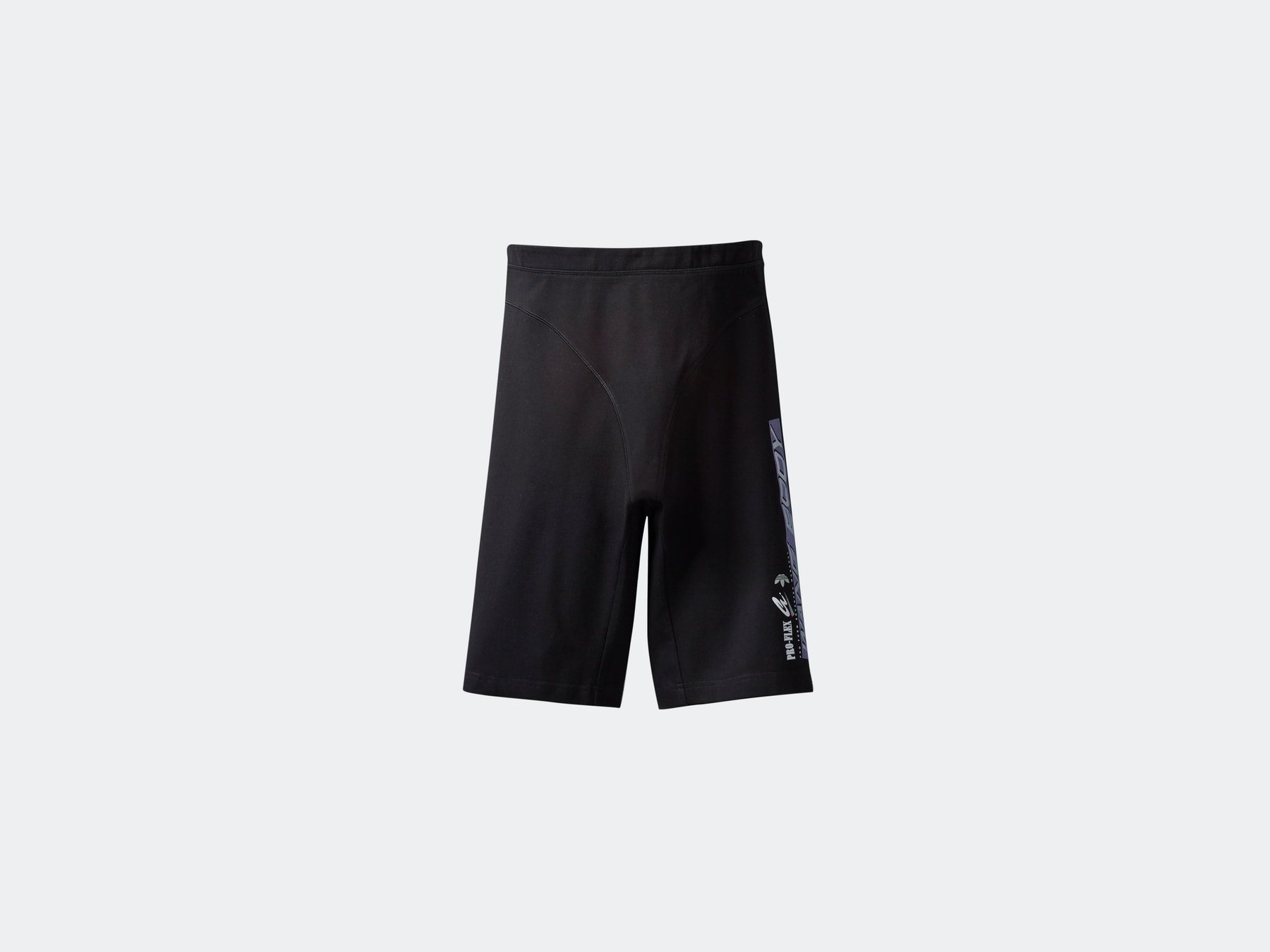 adidas et Alexander Wang dévoilent une collection avec des pièces unisexes et de nouvelles sneakers