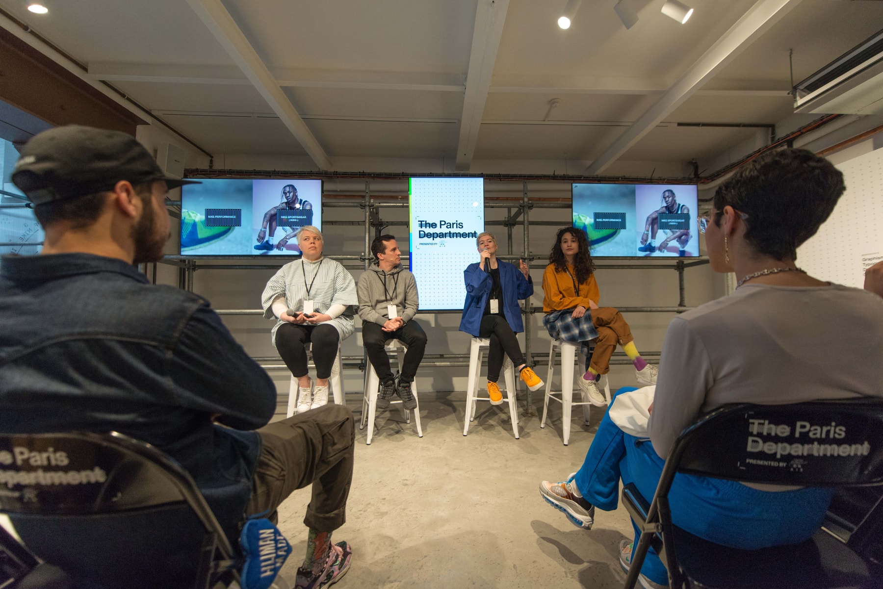 Comment Lou Matheron, jeune photographe enrôlée par Nike, en est venue à imaginer une paire d'Air Max vendue au grand public