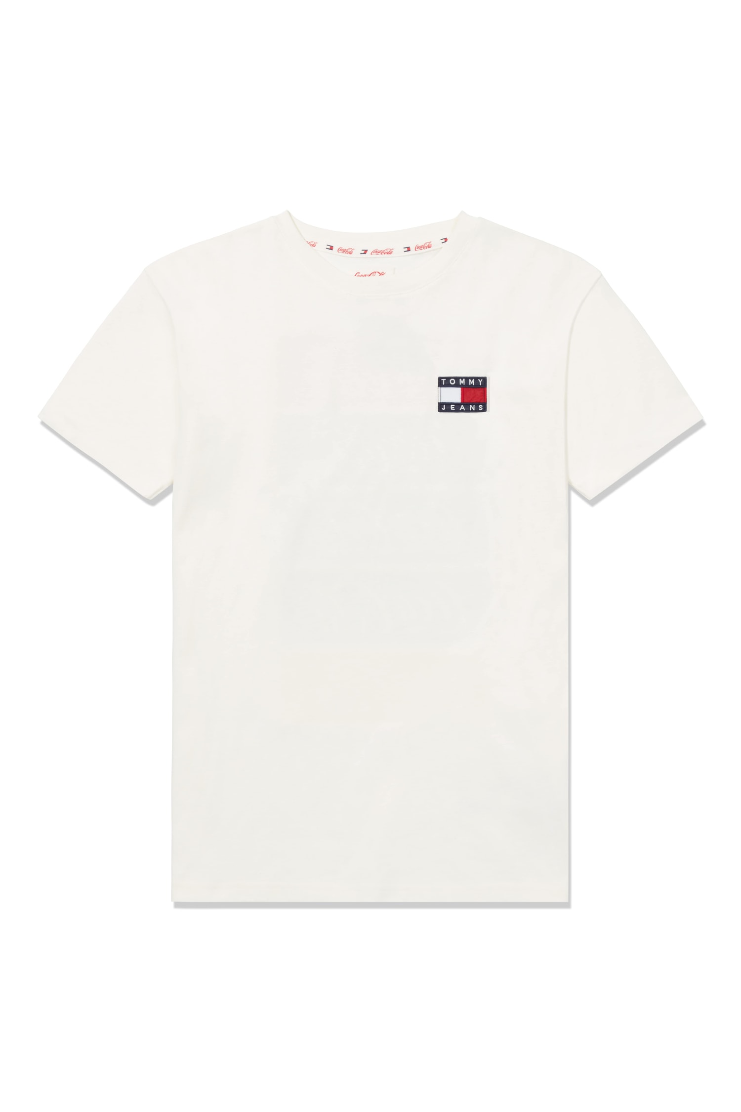 Tommy Jeans dévoile une collection avec Coca-Cola
