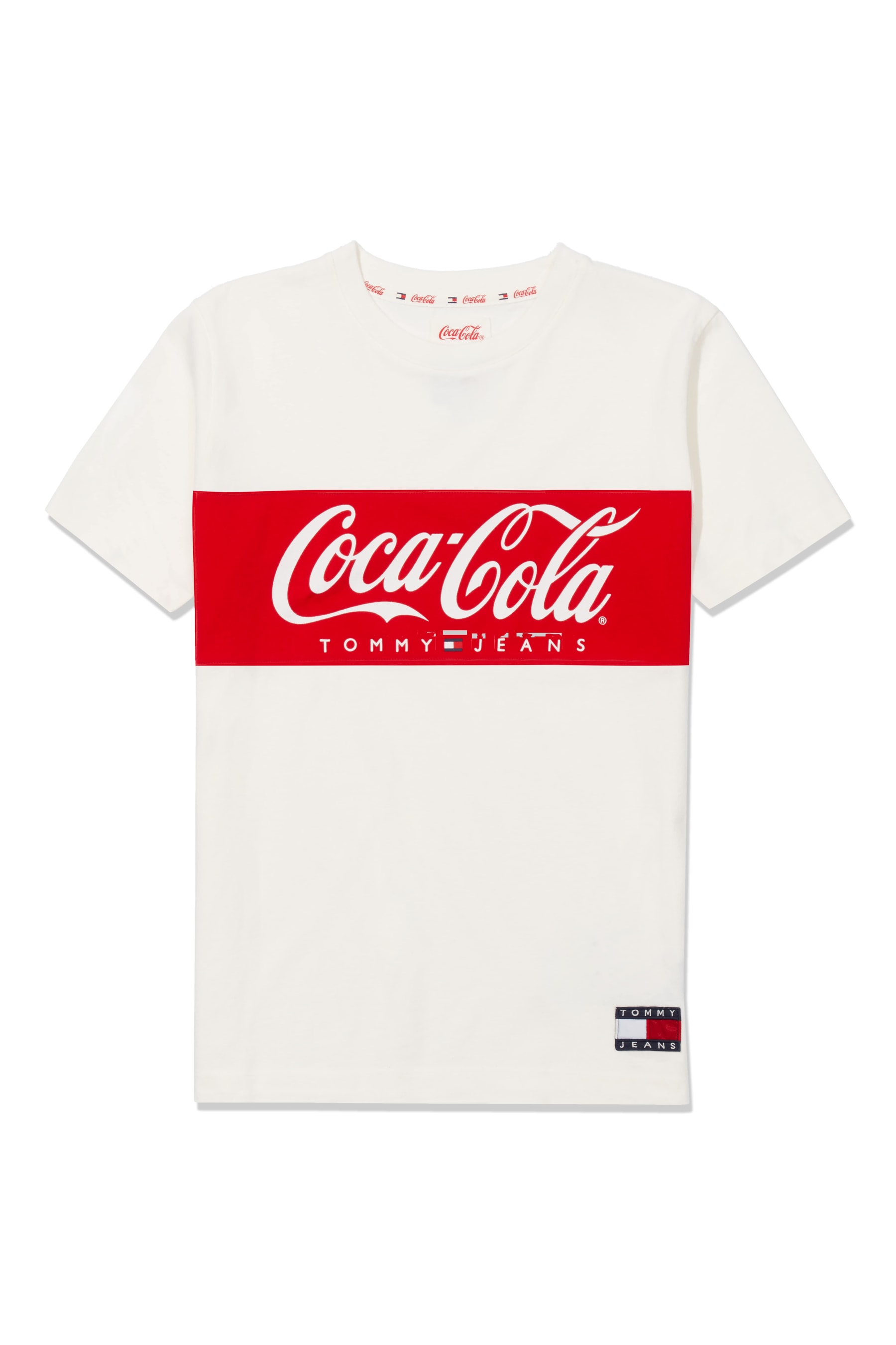 Tommy Jeans dévoile une collection avec Coca-Cola