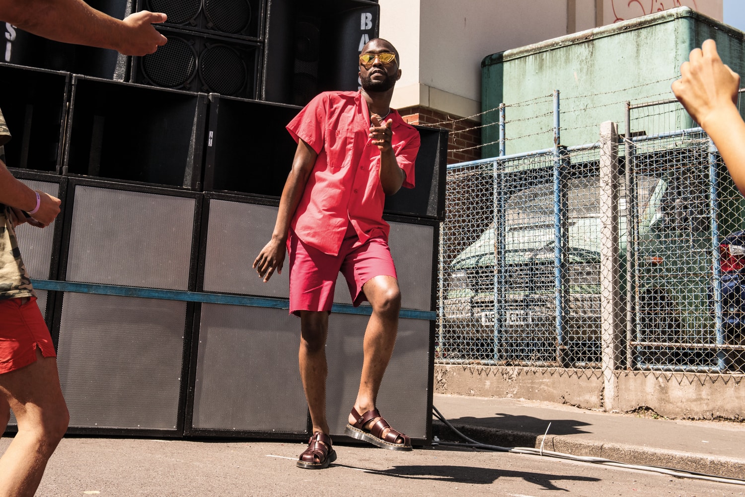 Lookbook des sandales Core de Dr. Martens
