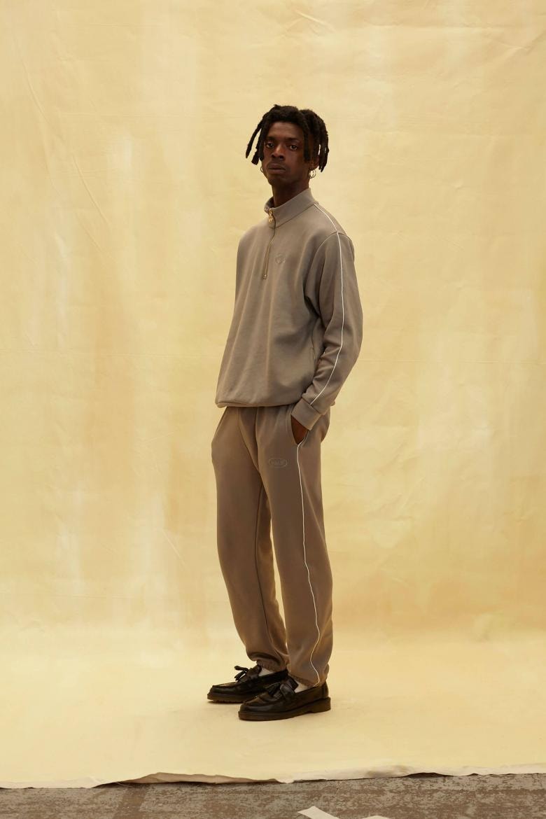 La griffe française Walk in Paris sublime le lazy chic dans son lookbook SS19