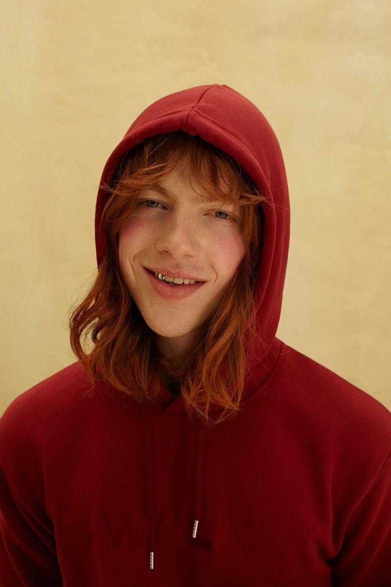 La griffe française Walk in Paris sublime le lazy chic dans son lookbook SS19