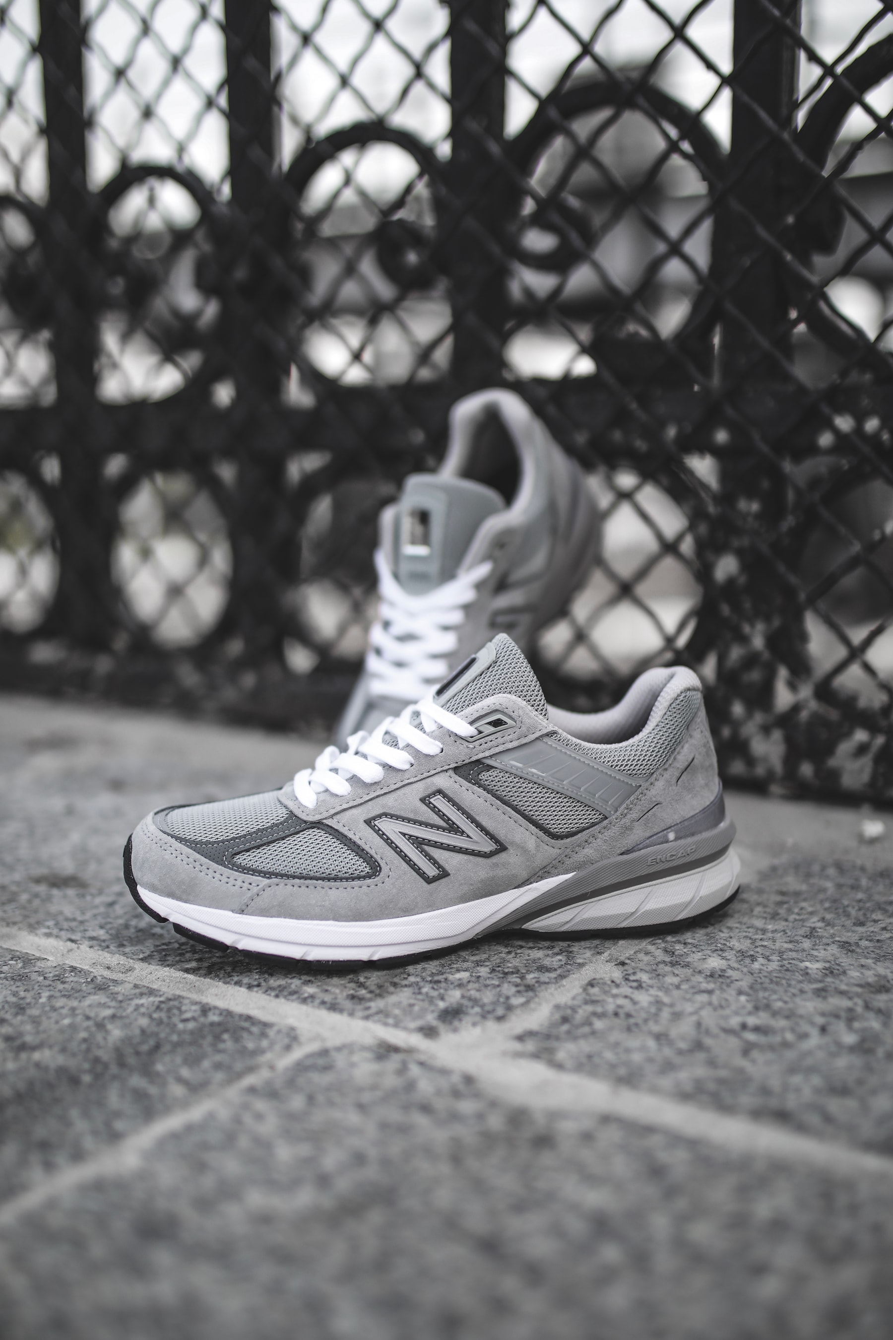Photo New Balance NB990 V5