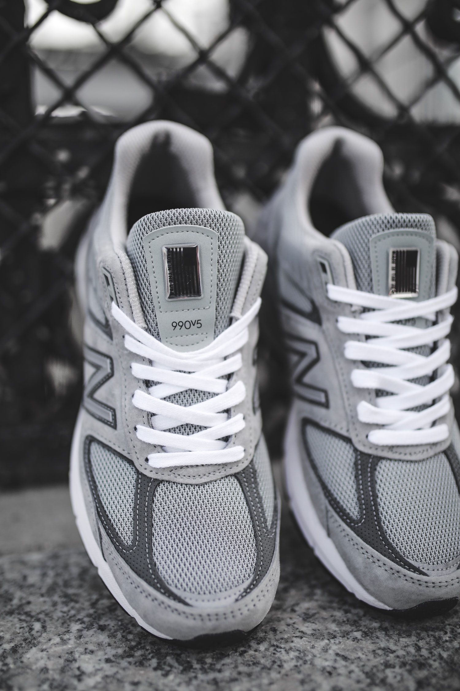Photo New Balance NB990 V5
