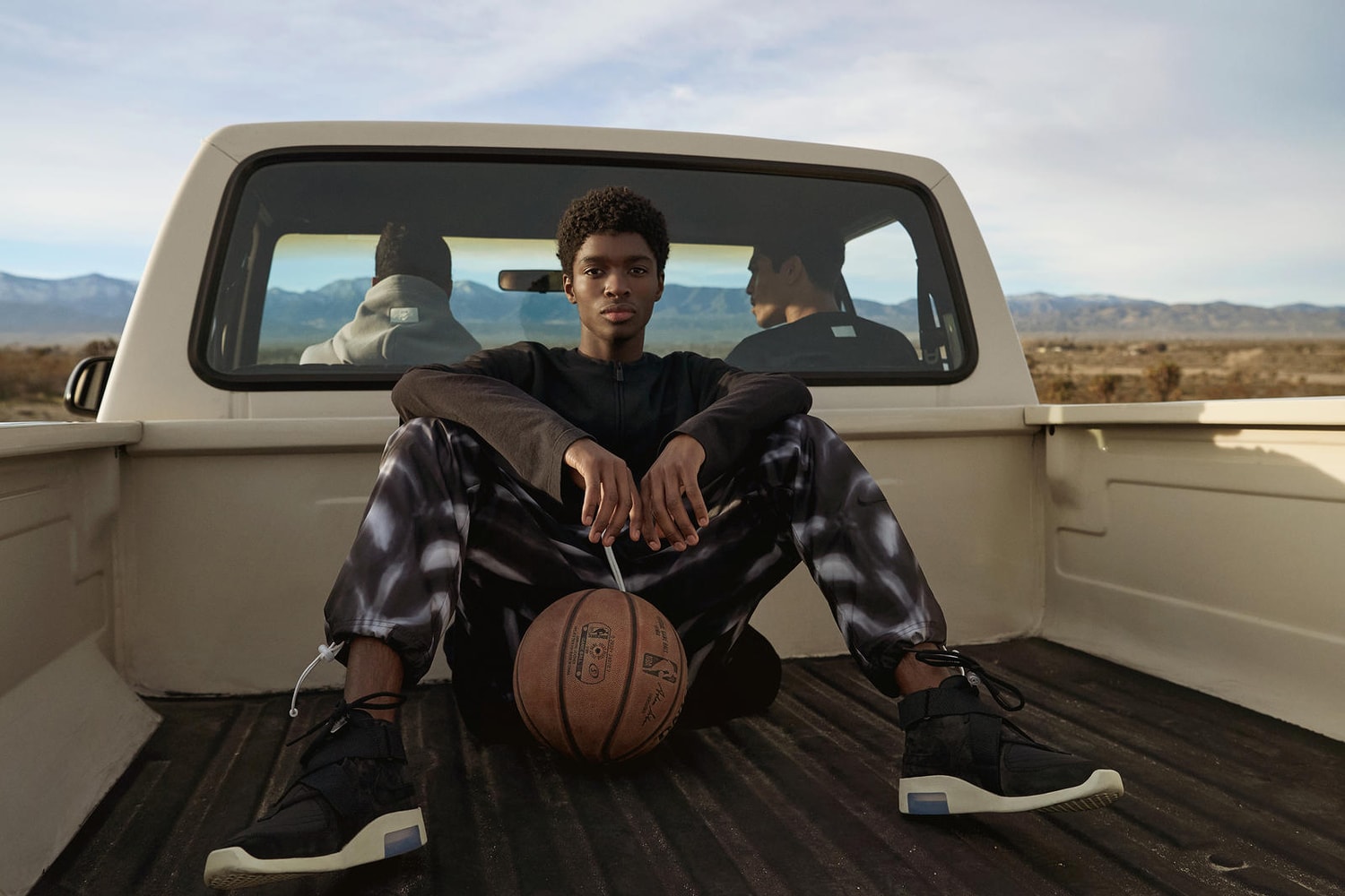 nike fear of god air raid collection photos sortie