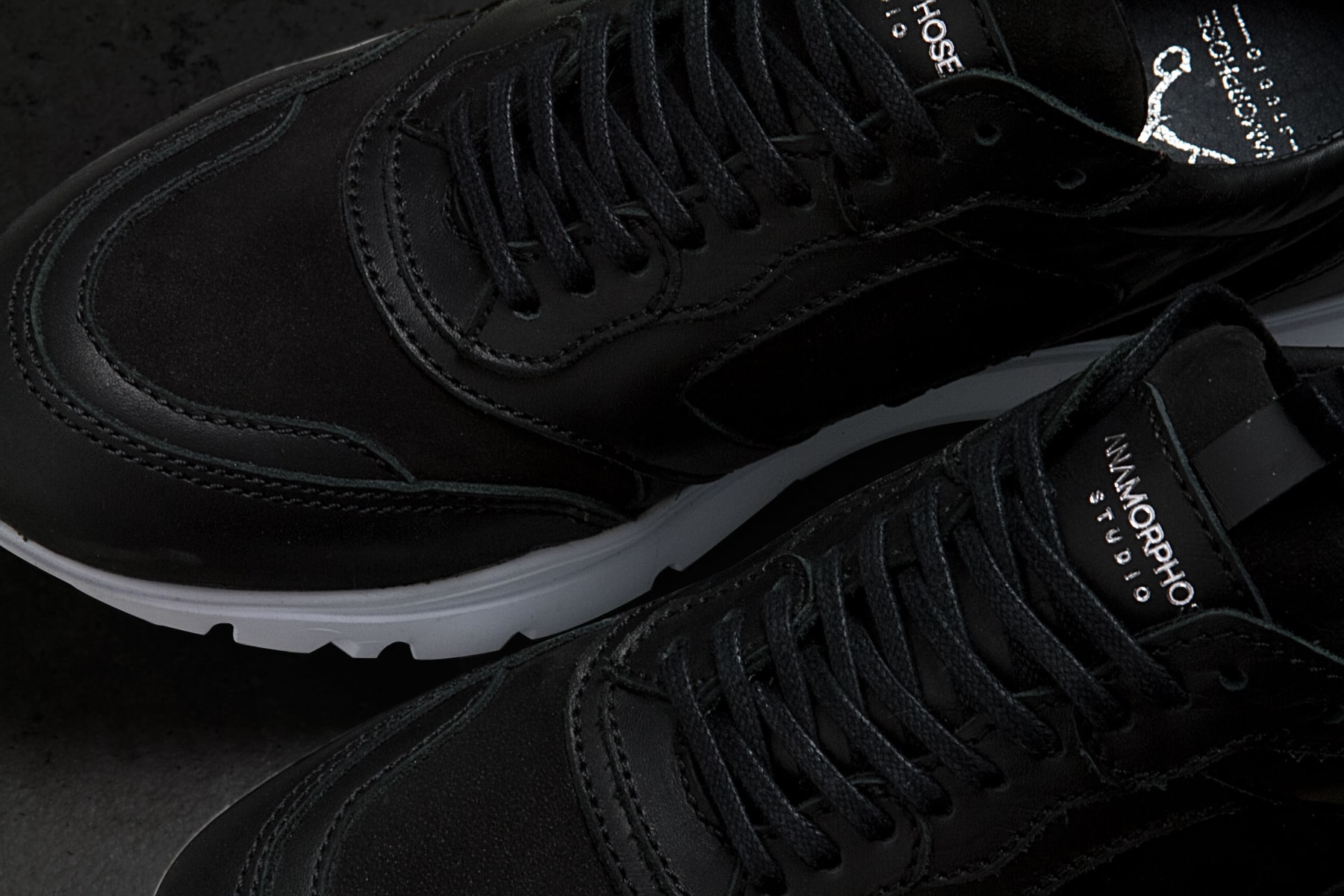 sneakers anamorphose studio superposition runner france photos sortie