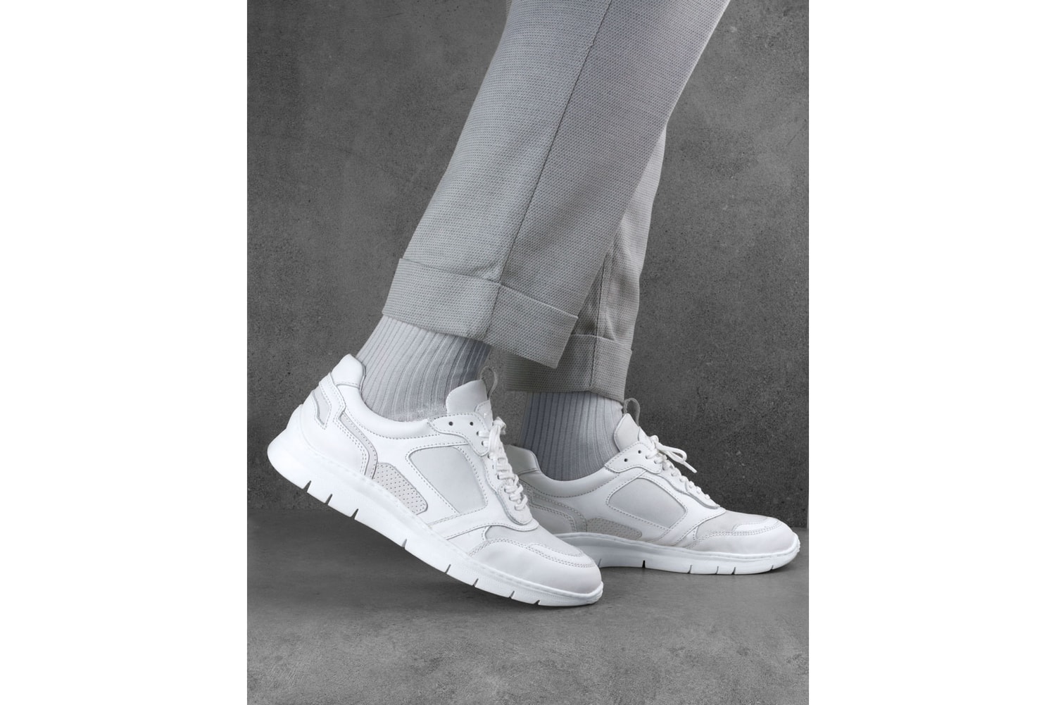 sneakers anamorphose studio superposition runner france photos sortie