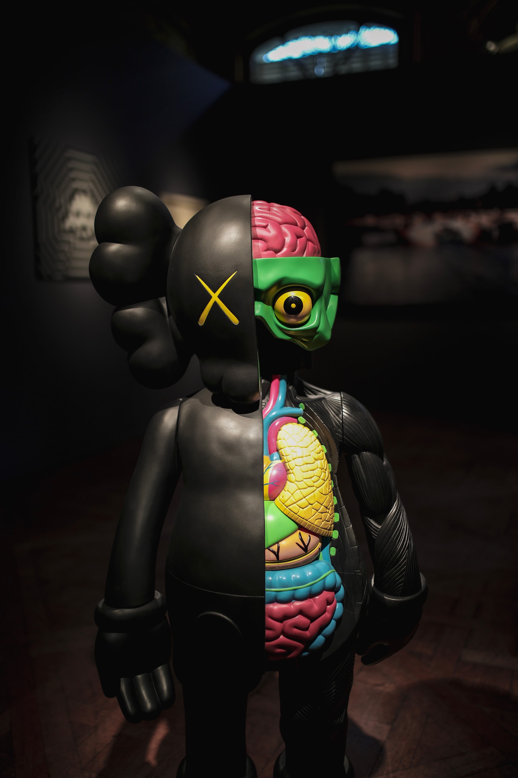 Photo exposition Artcurial Supreme KAWS