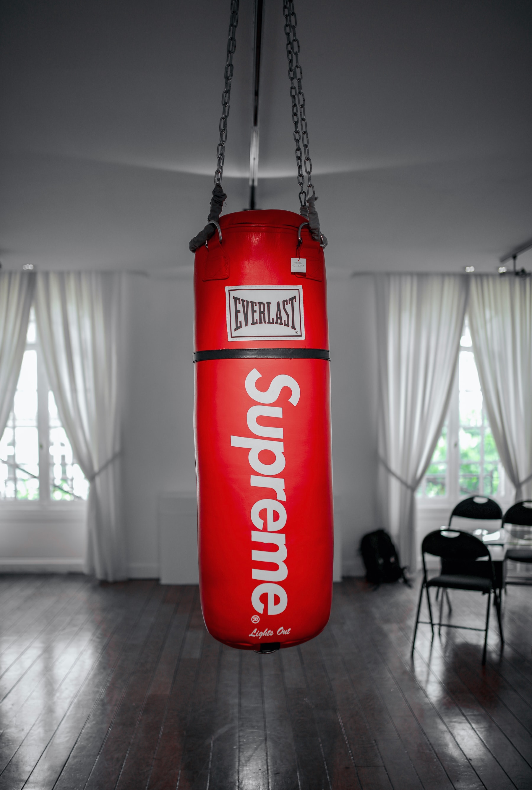 Photo exposition Artcurial Supreme KAWS