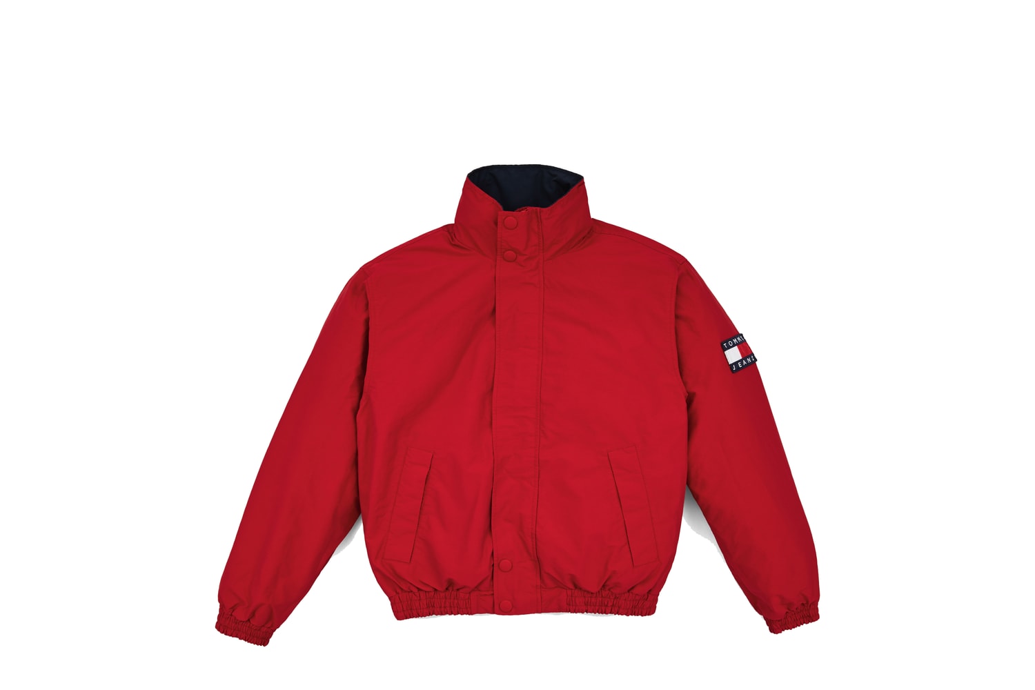 TOMMY JEANS réédite 7 pièces iconiques des années 90