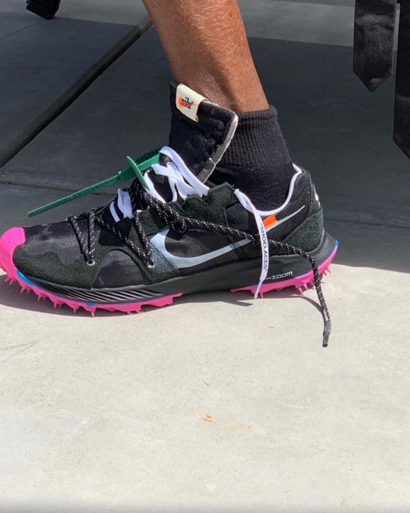Photo Nike x Off-White™ trail