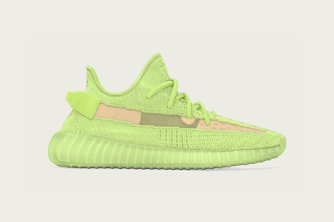 YEEZY BOOST 350 V2 glow in the dark phosphorescente sortie date photos