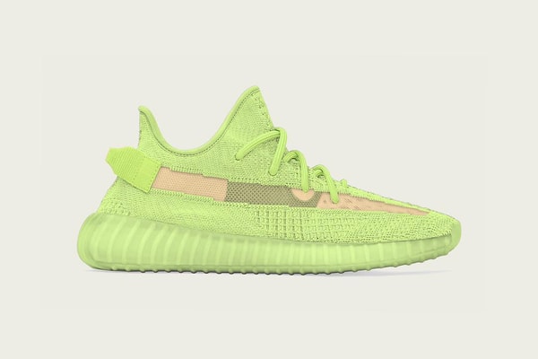 YEEZY BOOST 350 V2 glow in the dark phosphorescente sortie date photos