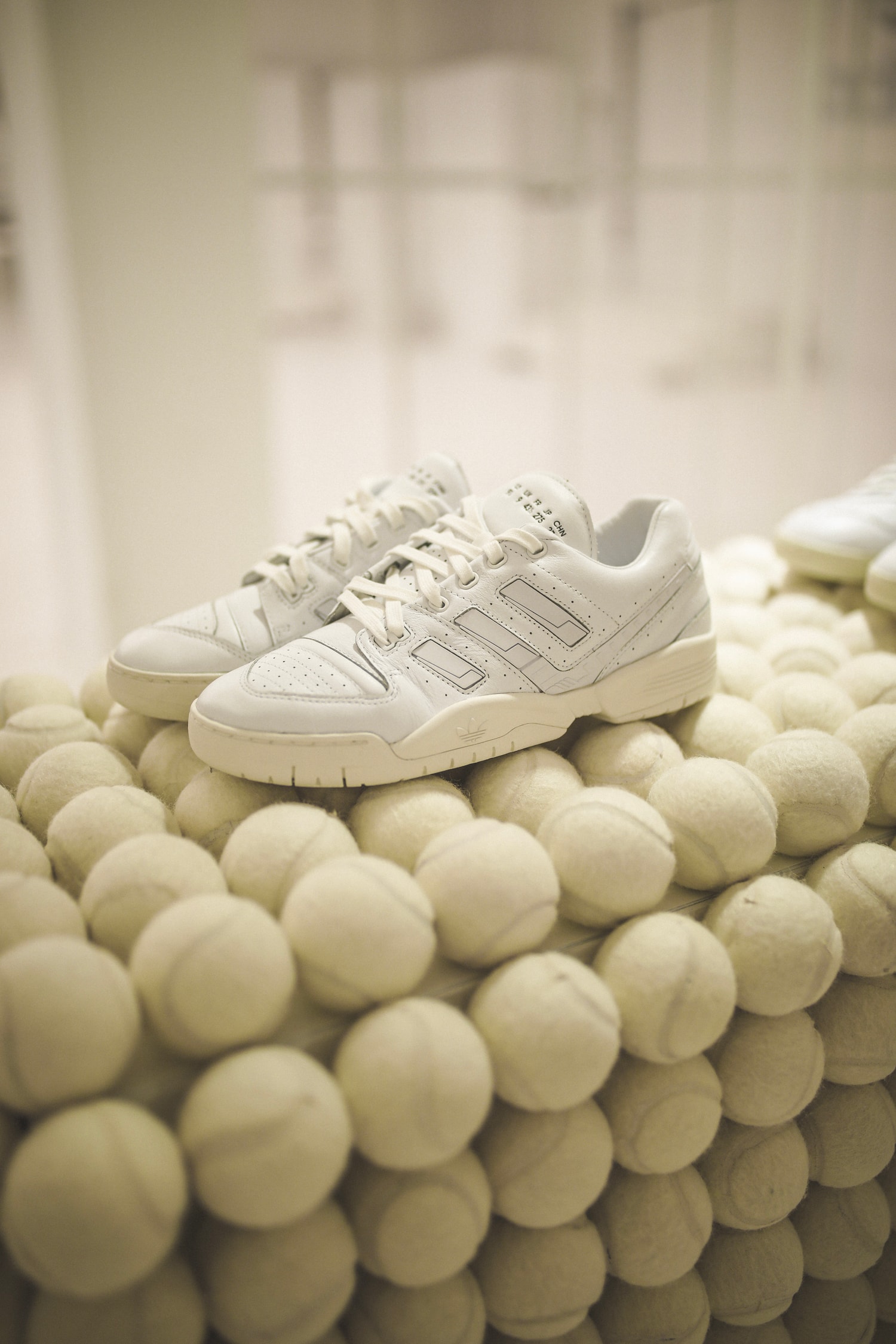 adidas ouvre un espace de 3000m² à Paris pour des artistes émergents et pour le grand public