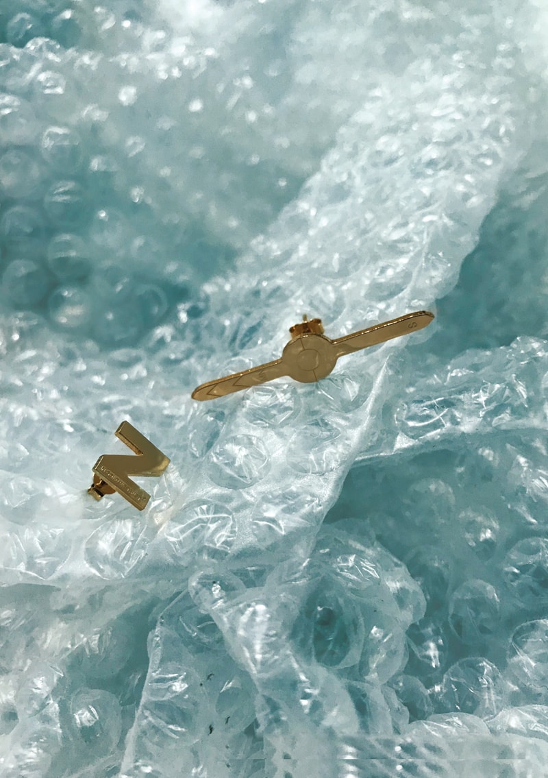 IN GOLD WE TRUST sort une nouvelle série de bijoux unisexe sous forme de boite à outils
