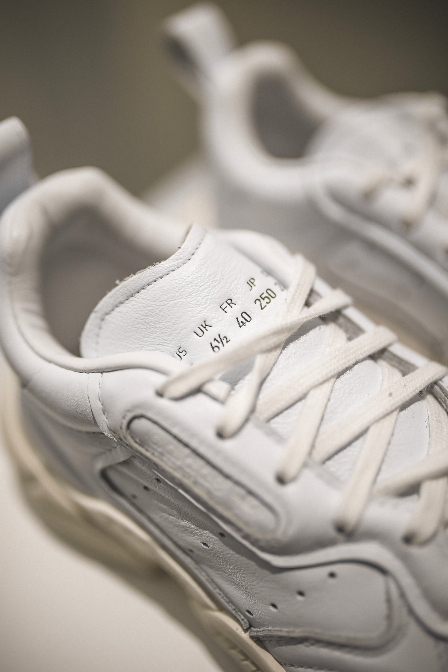 adidas ouvre un espace de 3000m² à Paris pour des artistes émergents et pour le grand public