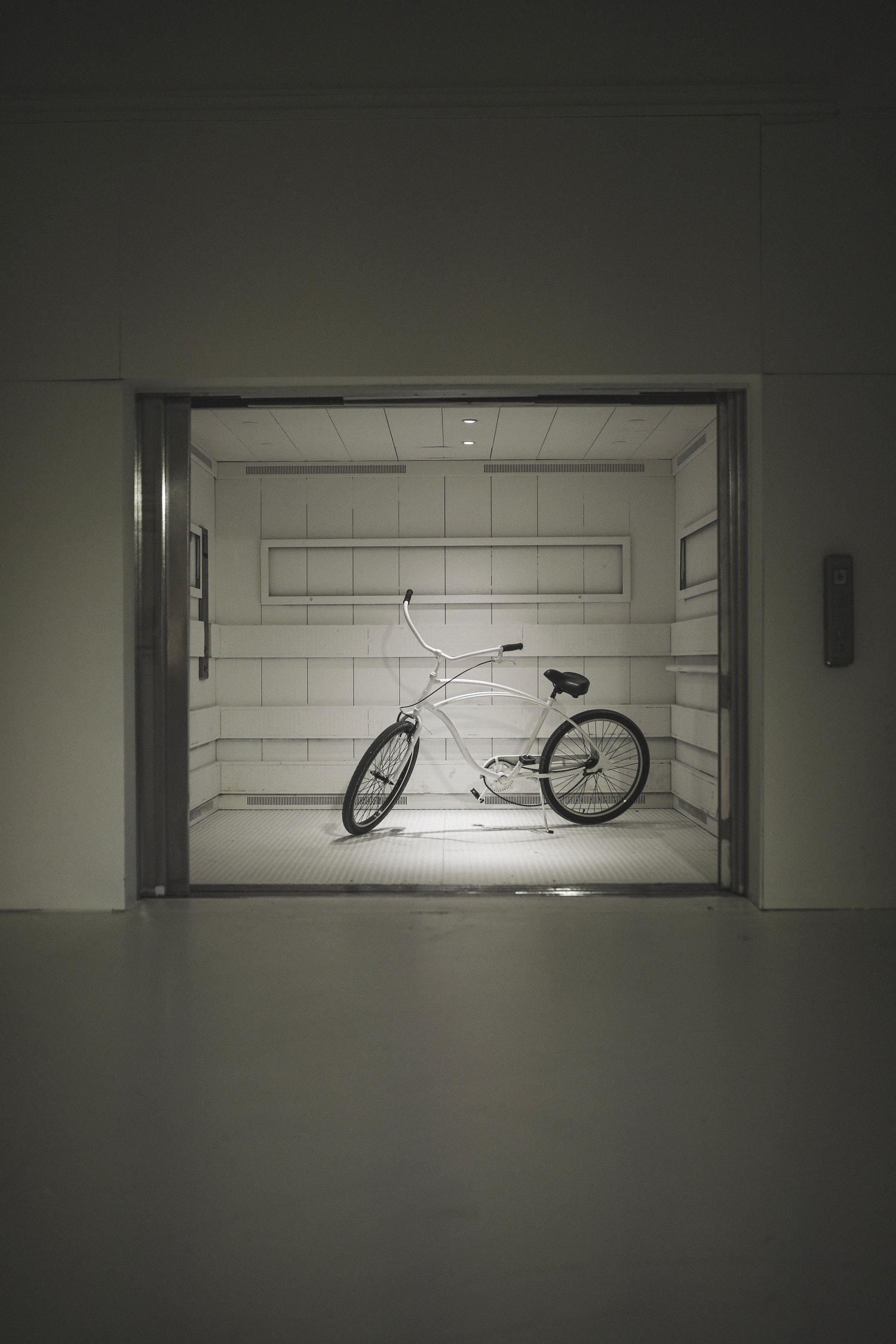 adidas ouvre un espace de 3000m² à Paris pour des artistes émergents et pour le grand public