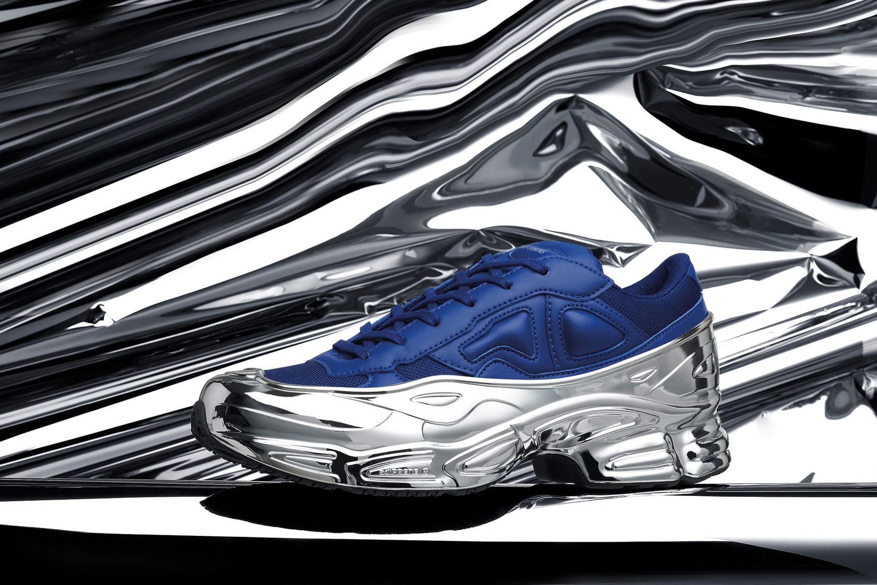 adidas raf simons ozweego nouveau photos sortie