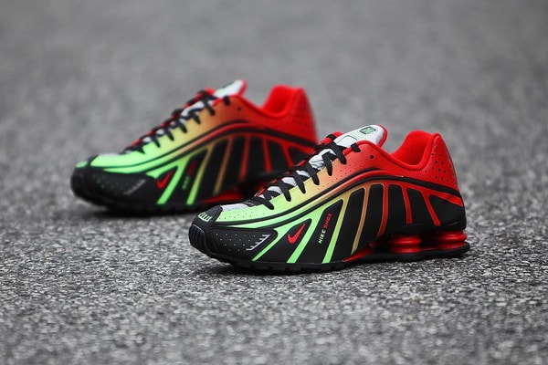 Neymar nike shox r4 photos gros plan sortie