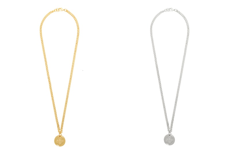 Off-White™ lance une série de bijoux exclusifs pour SSENSE