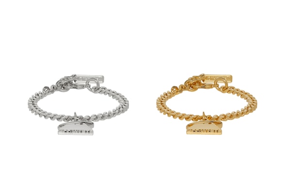 Off-White™ lance une série de bijoux exclusifs pour SSENSE