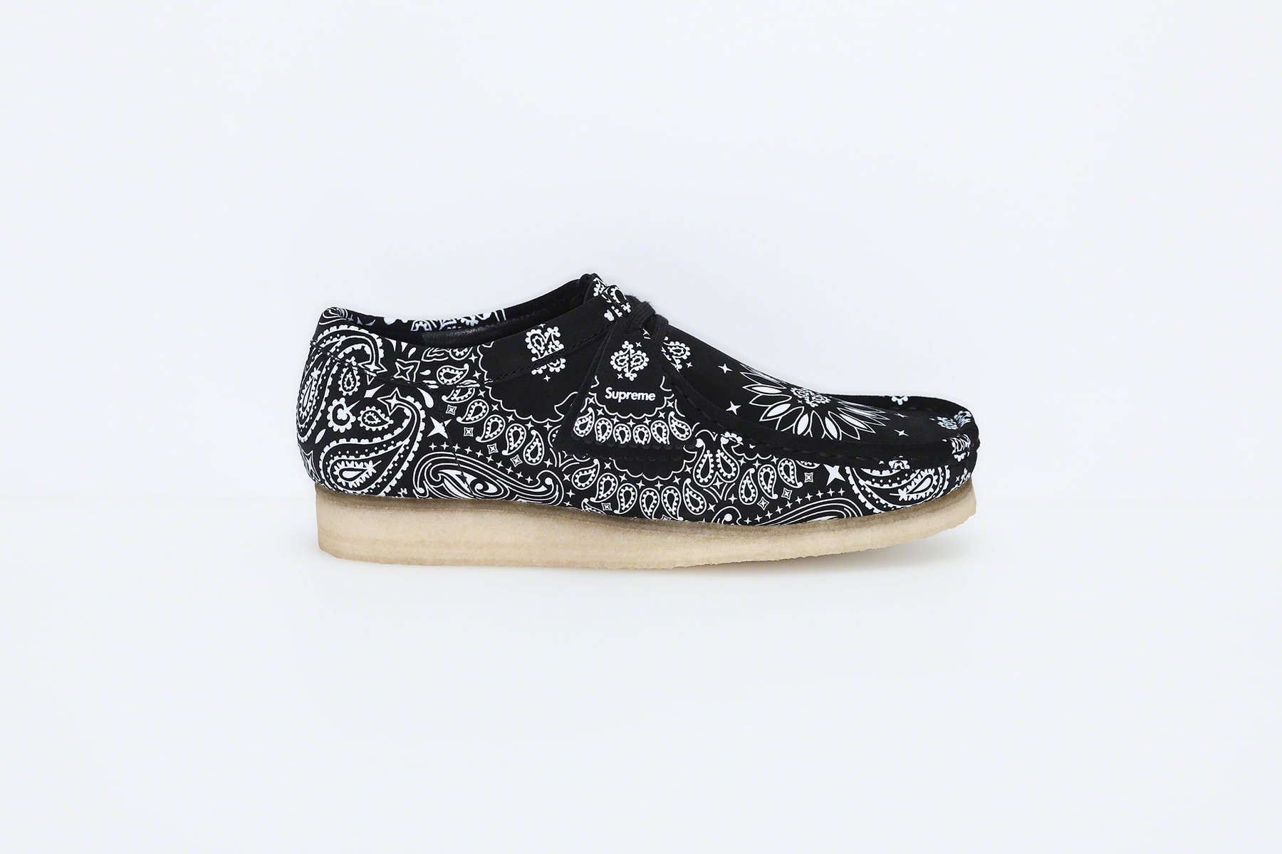 Photo Supreme x Clarks
